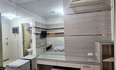 Apartemen Madison Park Studio Modern Built-In Concept – Langkah ke Central Park