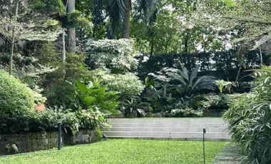 🏡 FOR SALE | Modern House in Urdaneta Village, Makati 🏙️