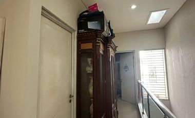 RUMAH BAGUS NYAMAN 2 LANTAI MINIMALIS MODERN SIAP HUNI DI BUAH BATU REGENCY BANDUNG