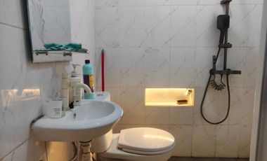 RUMAH 2 LANTAI MINIMALIS MODERN ASRI NYAMAN SIAP HUNI DI MAINROAD KERKOFF CIMAHI