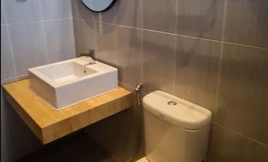 RUMAH KEREN MINIMALIS MODERN FULL FURNISHED 2 LANTAI SIAP HUNI DI CHERRYFIELD BANDUNG