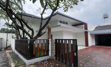 Sewa Rumah di dalam Compound Cipete Jakarta Selatan