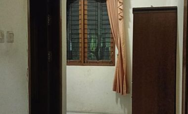 RUMAH KEREN 2 LANTAI LINGKUNGAN NYAMAN STRATEGIS SIAP HUNI DI MARGAHAYU BANDUNG