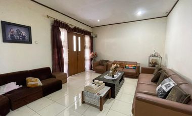 RUMAH LUAS KOKOH NYAMAN TERAWAT SIAP HUNI DI CIMAHI