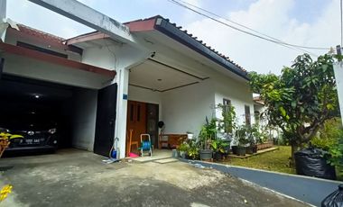 RUMAH LUAS KOKOH NYAMAN TERAWAT SIAP HUNI DI CIMAHI