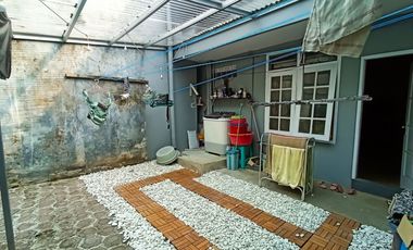 RUMAH LUAS KOKOH NYAMAN TERAWAT SIAP HUNI DI CIMAHI