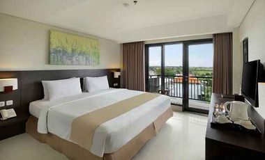 Hotel dijual dalam keadaan beroprasional dengan baik dan masih memberikan profit yang besar namun dalam kondisi aset pailit