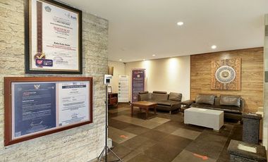 Hotel dijual dalam keadaan beroprasional dengan baik dan masih memberikan profit yang besar namun dalam kondisi aset pailit