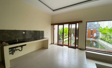 DIJUAL RUMAH SEMI VILLA BRAND NEW DI UBUNG COKROAMINOTO DENPASAR DEKAT SURYA HUSADA DAN TAMAN RAMA SCHOOL SHM