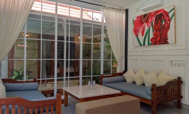 Under Market Price Stylish 4 Bedrooms Villa Bumbak Umalas Kerobokan