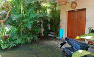 Under Market Price Stylish 4 Bedrooms Villa Bumbak Umalas Kerobokan