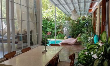 Under Market Price Stylish 4 Bedrooms Villa Bumbak Umalas Kerobokan