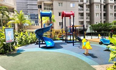 Bright & Clean Living 2BR Royal Medit – Garden View, Langkah ke Central Park