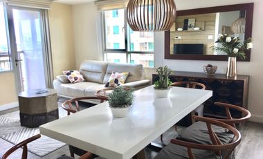 The Grove by Rockwell Spacious 2 Bedroom Corner Unit Interior Designed