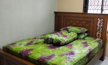 RUMAH IDAMAN TENGAH KOTA 2 LANTAI MINIMALIS MODERN FULL FURNISHED SIAP HUNI DI CIHAMPELAS BANDUNG Barat