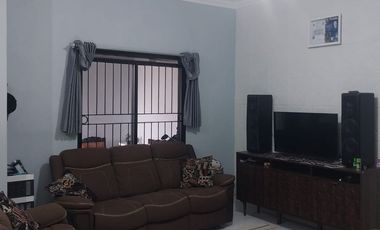RUMAH IDAMAN TENGAH KOTA 2 LANTAI MINIMALIS MODERN FULL FURNISHED SIAP HUNI DI CIHAMPELAS BANDUNG Barat