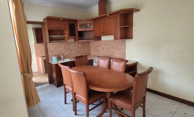 RUMAH ASRI NYAMAN TERAWAT FULL FURNISHED 2 LANTAI SIAP HUNI DI CIGADUNG BANDUNG