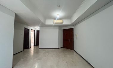 Hidup Modern di Lokasi Strategis , Disewakan apartemen 2br + 1 unfurnish di Royal Mediterania cocok yang sudah memiliki barang .