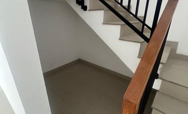 RUMAH IDAMAN MINIMALIS MODERN 2 LANTAI NYAMAN SIAP HUNI DI CHERRYFIELD BANDUNG