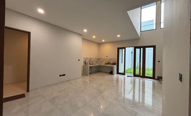 RUMAH BAGUS 2 LANTAI BANGUNAN BARU MINIMALIS MODERN SIAP HUNI DI CHERRYFIELD BANDUNG