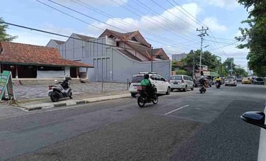 Area Timoho, Tanah Dijual, Cocok Utk Kantor / Hotel, Tepi jl Aspal Lebar 15 m-an
