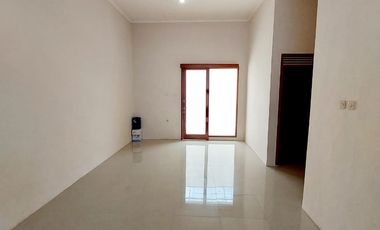 RUMAH BAGUS 2 LANTAI MINIMALIS MODERN LINGKUNGAN ASRI NYAMAN SIAP HUNI DI KOTA BALI RESIDENCE BANDUNG