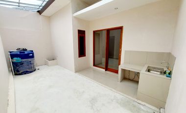 RUMAH BAGUS 2 LANTAI MINIMALIS MODERN LINGKUNGAN ASRI NYAMAN SIAP HUNI DI KOTA BALI RESIDENCE BANDUNG