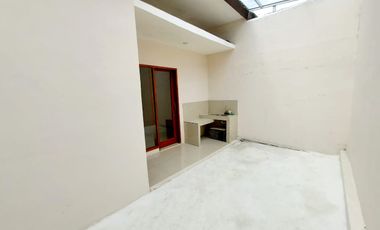 RUMAH BAGUS 2 LANTAI MINIMALIS MODERN LINGKUNGAN ASRI NYAMAN SIAP HUNI DI KOTA BALI RESIDENCE BANDUNG