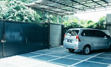 RUMAH CANTIK 2 LANTAI MINIMALIS MODERN LINGKUNGAN NYAMAN SIAP HUNI DI CIPAKU BANDUNG