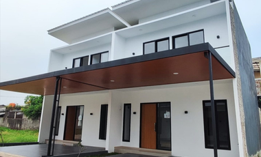 Rumah Baru Elegan Siap Huni Cicilan Mulai 4 Jutaan, Akses Strategis 10 Menit ke Tol Cijago dan Stasiun KRL di Depok - DP 0%, FREE PPN, Sertifikat SHM & Bebas Biaya Biaya