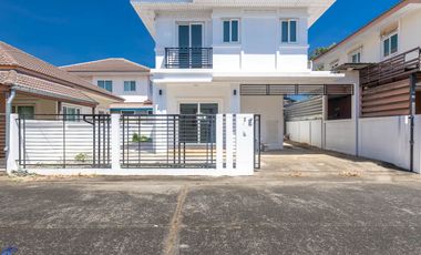 3 bed 2 storey home Soi 42 Kham Yai