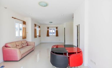 3 bed 2 storey home Soi 42 Kham Yai