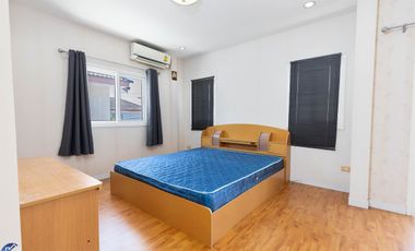 3 bed 2 storey home Soi 42 Kham Yai