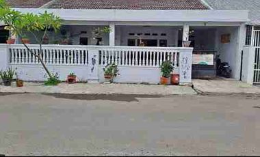 Di Jual rumah 1 lantai 4 kamar tidur  di perumahan bumi taruno permai karawang