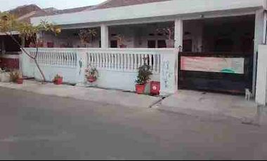 Di Jual rumah 1 lantai 4 kamar tidur  di perumahan bumi taruno permai karawang
