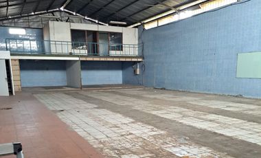 Gudang di Jalan Raya Narogong - Luas Tanah 1.700 M2