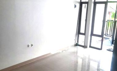 Dijual Rumah Baru Renov Minimalis Cocok untuk Keluarga di Margahayu Raya Metro Bandung, Akses Mobil