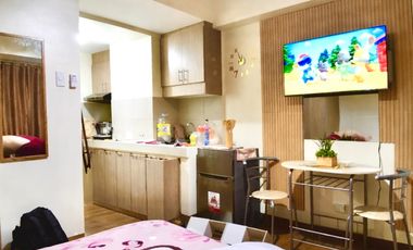Fully Furnished Studio w/balcony in Alabang for rent