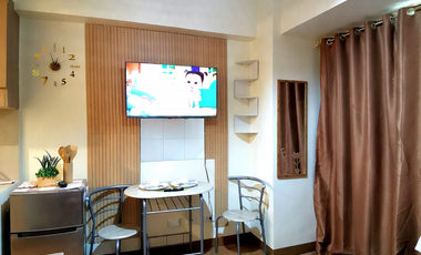 Fully Furnished Studio w/balcony in Alabang for rent