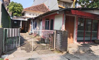 Dijual cepat, murah,  rumah tua di Cisadane, Cikini Jakarta Pusat
