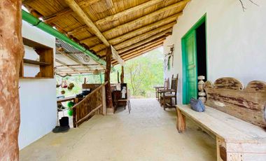 VENTA- CASA LOTE A 7 KM DE BARICHARA – NATURALEZA, SILENCIO Y ESTILO TRADICIONAL