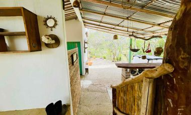 VENTA- CASA LOTE A 7 KM DE BARICHARA – NATURALEZA, SILENCIO Y ESTILO TRADICIONAL