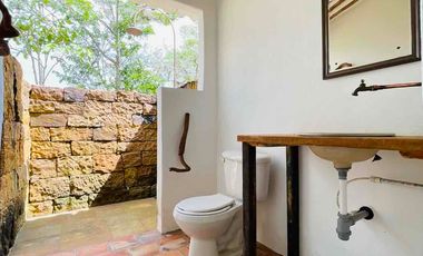 VENTA- CASA LOTE A 7 KM DE BARICHARA – NATURALEZA, SILENCIO Y ESTILO TRADICIONAL