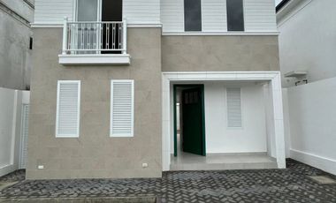 Casa con 3 Habitaciones en Alquiler, Vía a La Costa Alba del Bosque