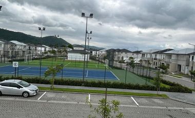 Casa con 3 Habitaciones en Alquiler, Vía a La Costa Alba del Bosque