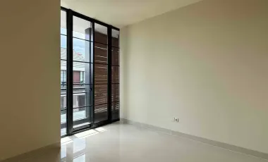 Rumah Kebayoran Baru 2 Lantai Mewah Murah Akses Dekat Tol