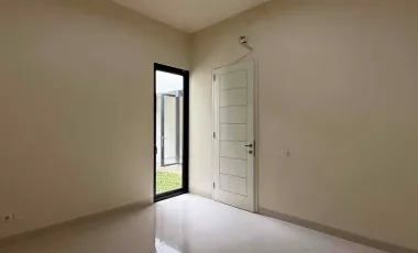 Rumah Kebayoran Baru 2 Lantai Mewah Murah Akses Dekat Tol