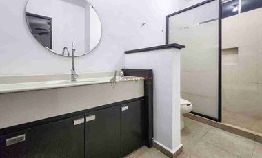 Casa en Venta Paseo de Cumbres | Terreno Doble en Esquina con Alberca y Terraza