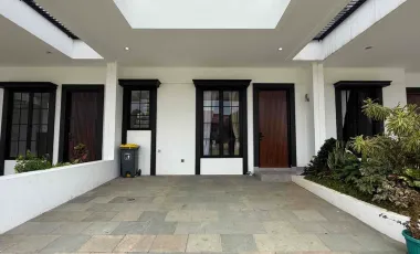 Dijual Rumah Mewah American Classic 3 Lantai Di Cireundeu Selangkah Ke Jakarta Selatan dekat Lebak Bulus