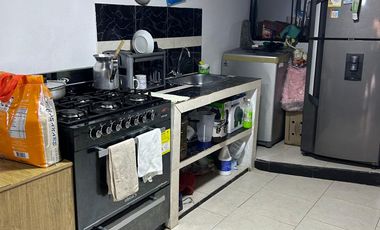 SE VENDE CASA CON APARTAMENTO EN TUNJA